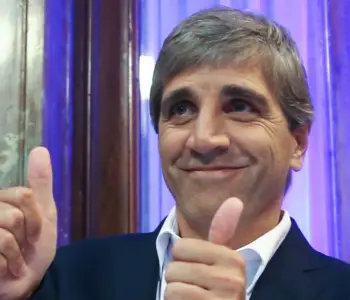 Acuerdo entre el Ministerio de Economía y las distribuidoras de energía para saldar la deuda de Cammesa